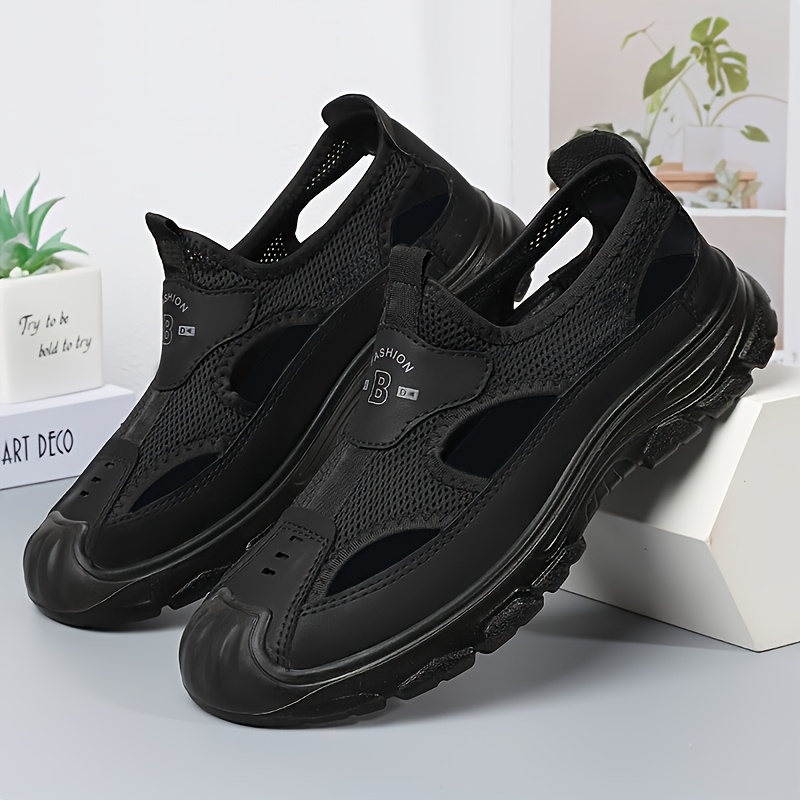 Sandales de randonnée fermées  - Outdoor Adventure Shoes avis et prix